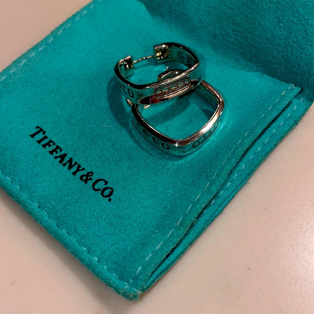 TIFFANY & CO 1837 Square Hoop Earring